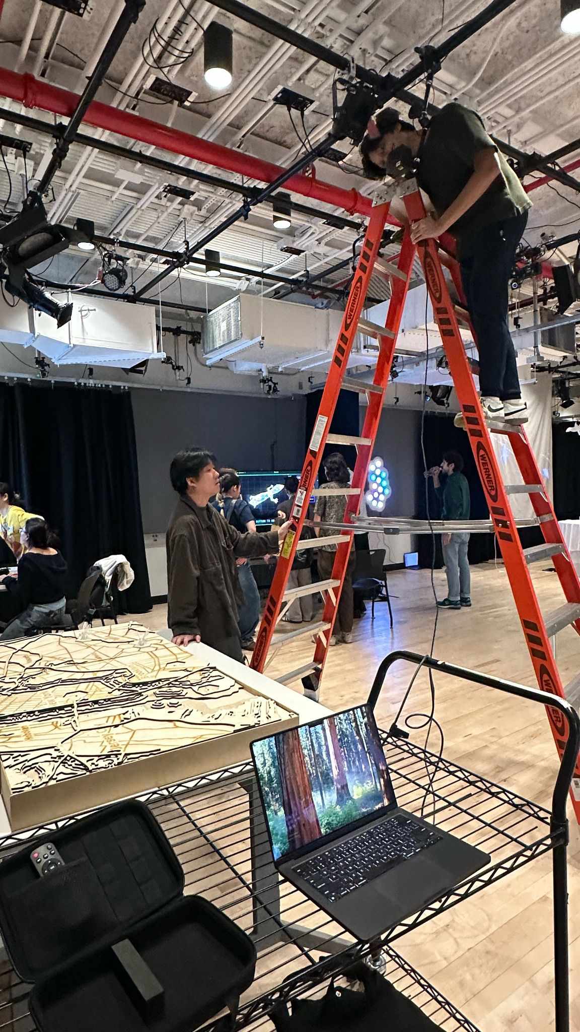 Invisible Maps, process 3
